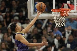 3月遭遇盂唇撕裂！墨菲谈恢复：已进行技术训练 在等身体对抗许可